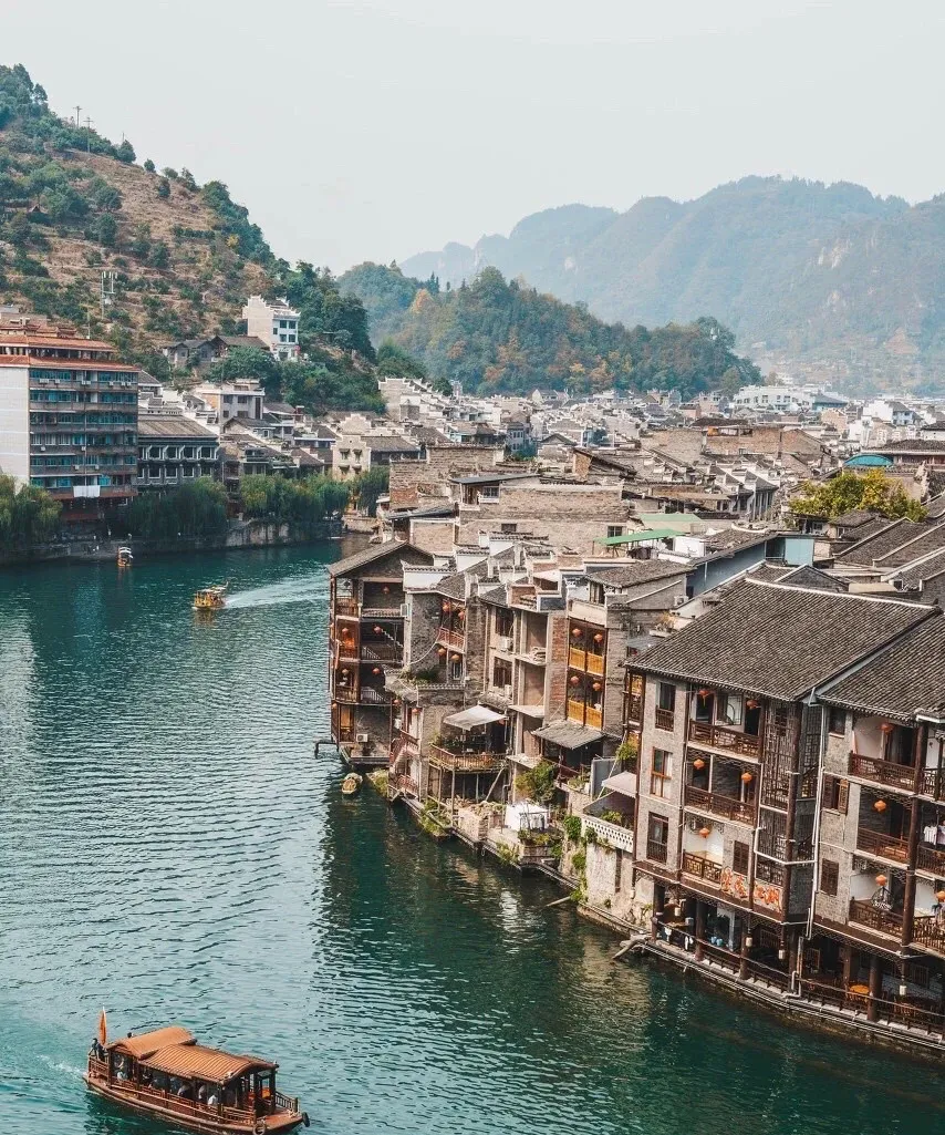 b825561d64649615695f3ebff802d60e-sz_379578