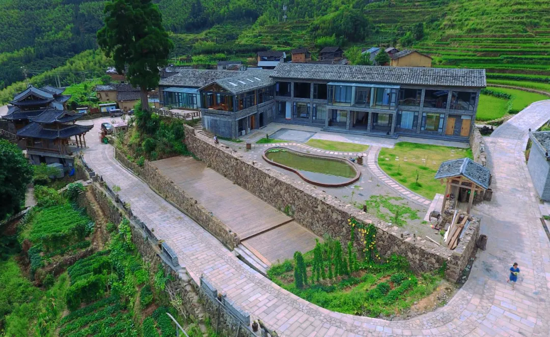 b8b0dfbfb6d2aac6f644c31a05f43ca4-sz_1627340-2