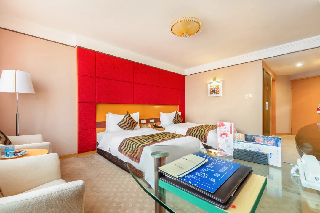 b9bd352644b8fb3f2ff6f8a7a6e01bfe-sz_3843474-3