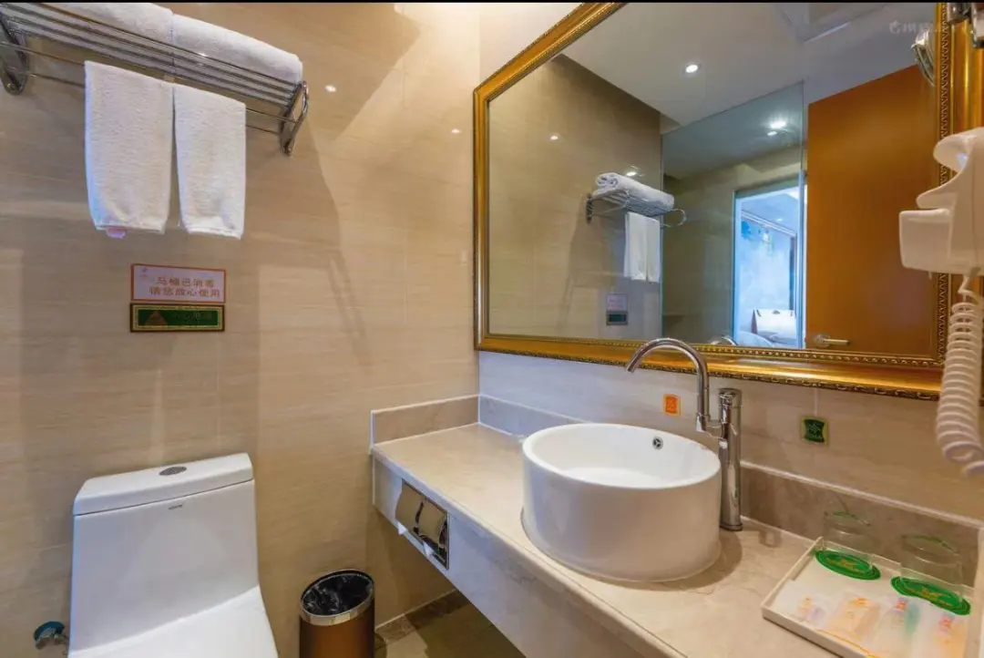 bd0585a75e2ab98a658b71c253c1e738-sz_95926