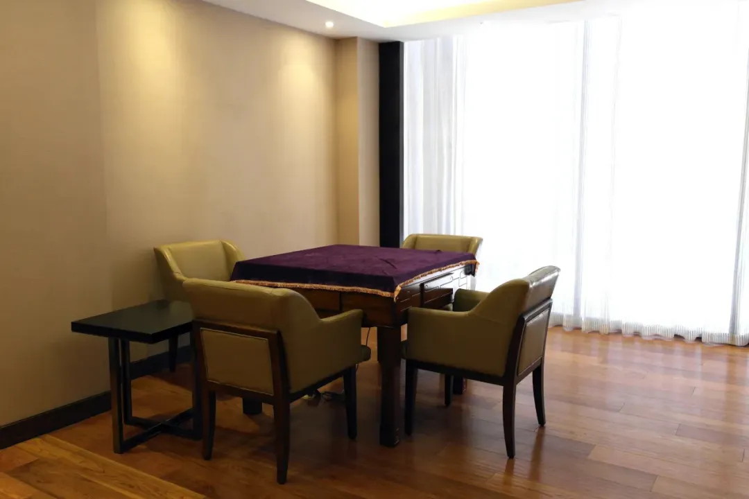 c490e711e4ff46bd5390e66df9647ff7-sz_913903