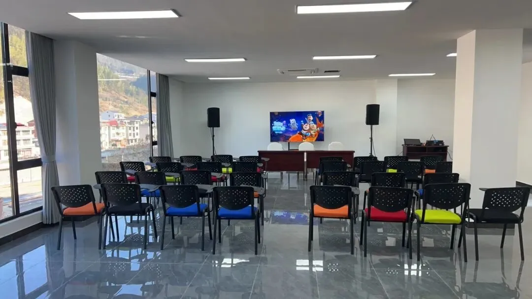 c9f2a59e589f7e044541421bee714af1-sz_87223