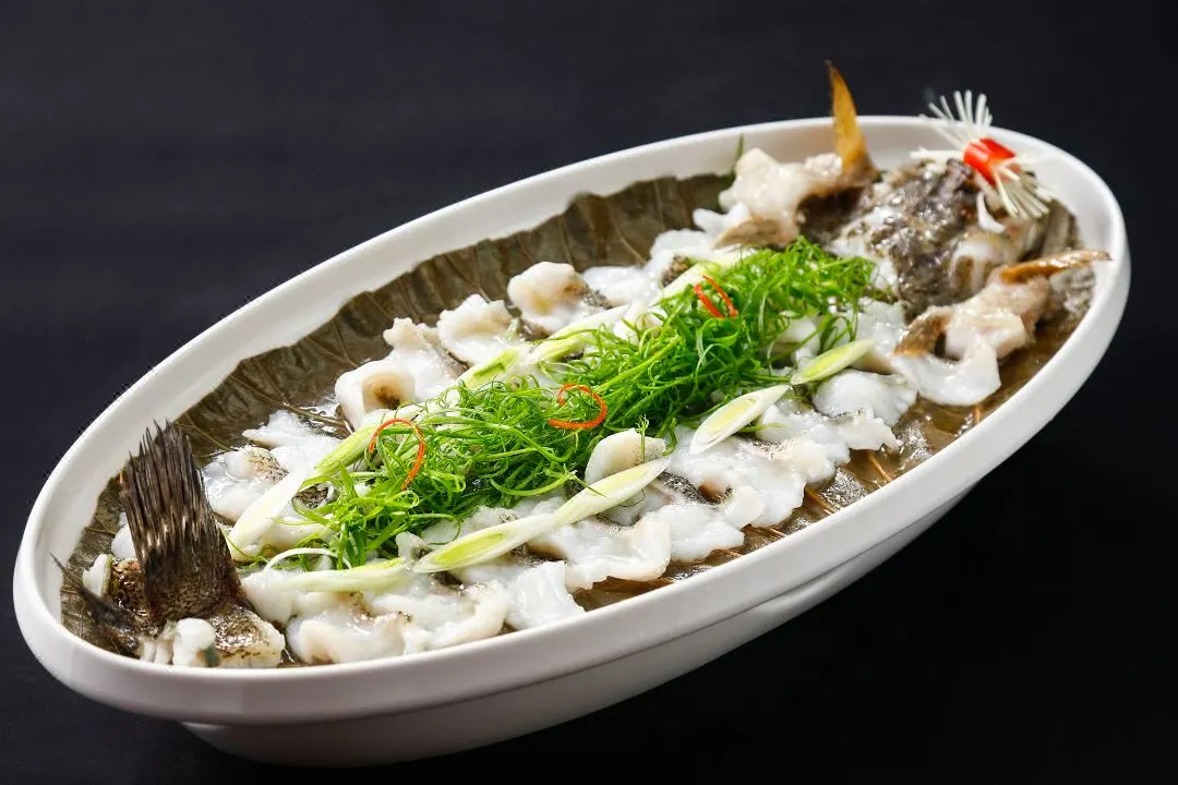 d05538f79e14fa11e9a09a8ada51bc15-sz_102930