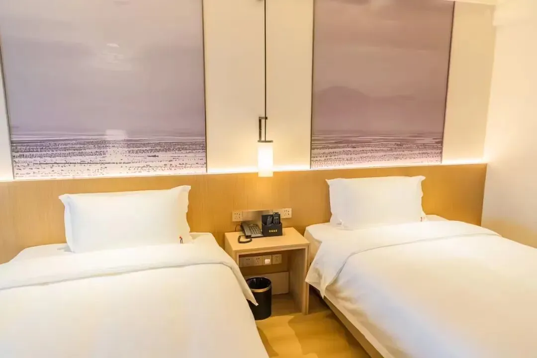 d7755b63ed4f6c66b5ca5d1c25068d12-sz_52093