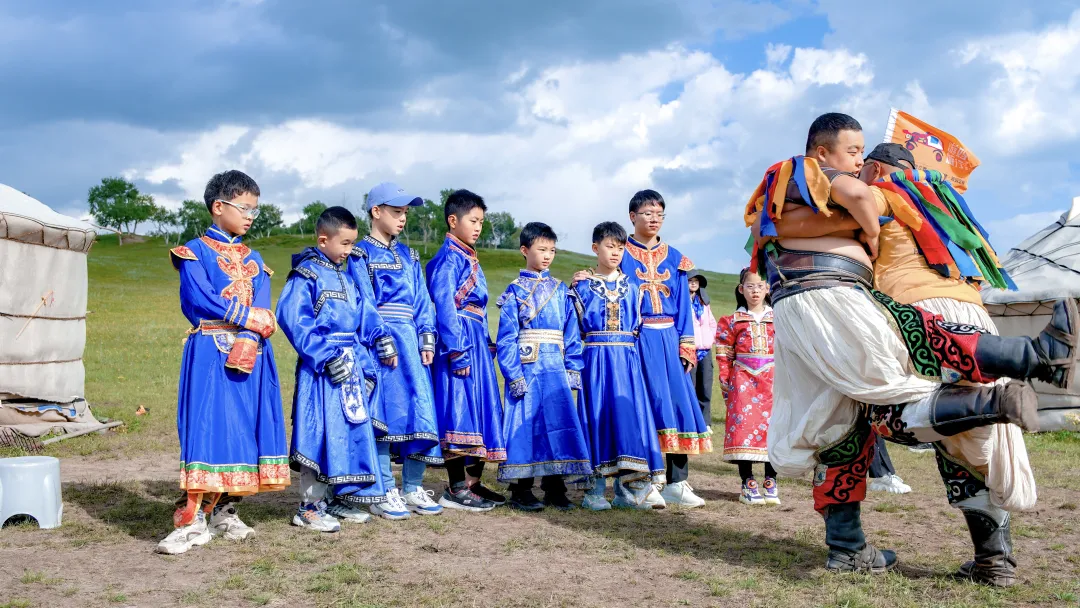 dc9390f2853395e96bb42659e9a38056-sz_10432552