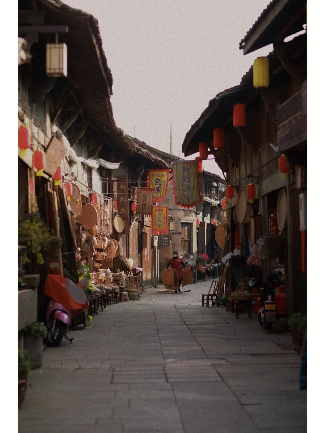 e02666a4ad4975a7adc58344ded39143-sz_2700443