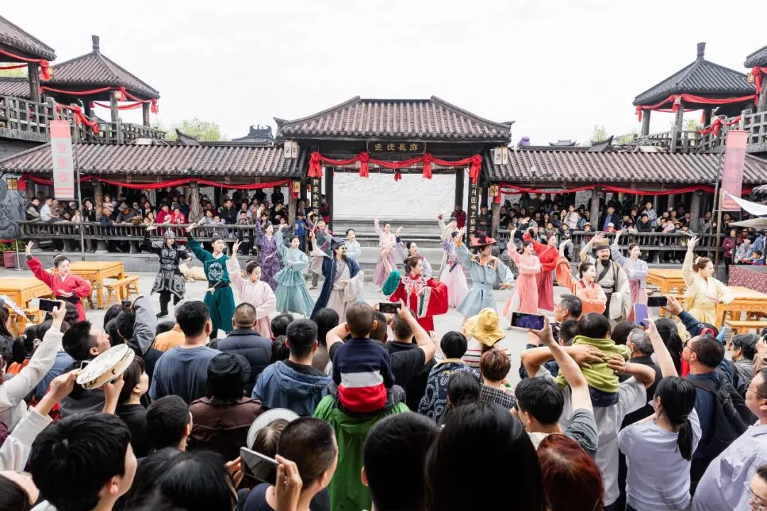 e391dfb4f333dd50b91e44df36d50aa8-sz_179195