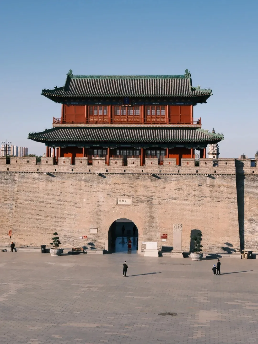 e56921603df2103391d3b6c1188d359f-sz_339822