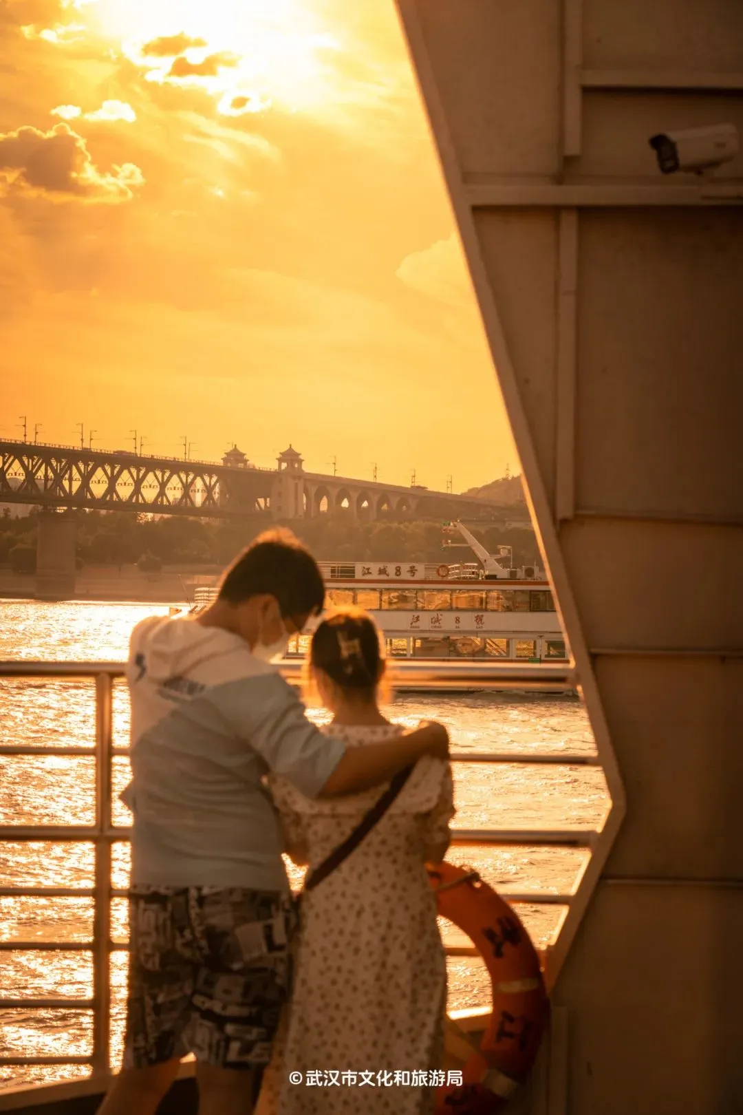 f3285e90eb780f0871a7e5e8f3f78d77-sz_165598