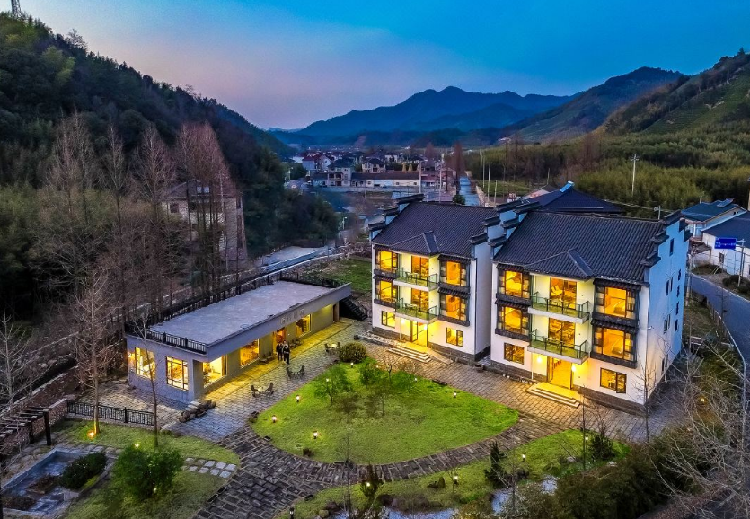 f3fab34206be3e4dbe8121cefb5e9165