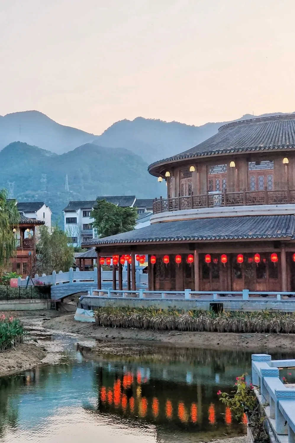 f6ce1d1f1045bdfd4691d86f80a4ad49-sz_433542-1