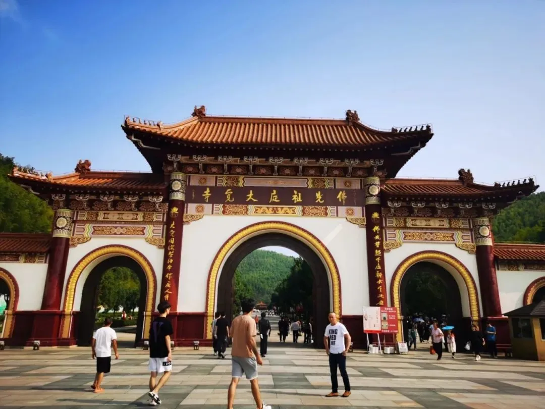 f7c9e4352eec212709d7ab5b48d9eeb3-sz_127600-1