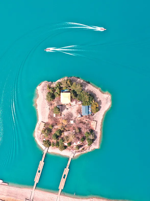 f81b97e85d5819a073c9792596115a26-sz_740167