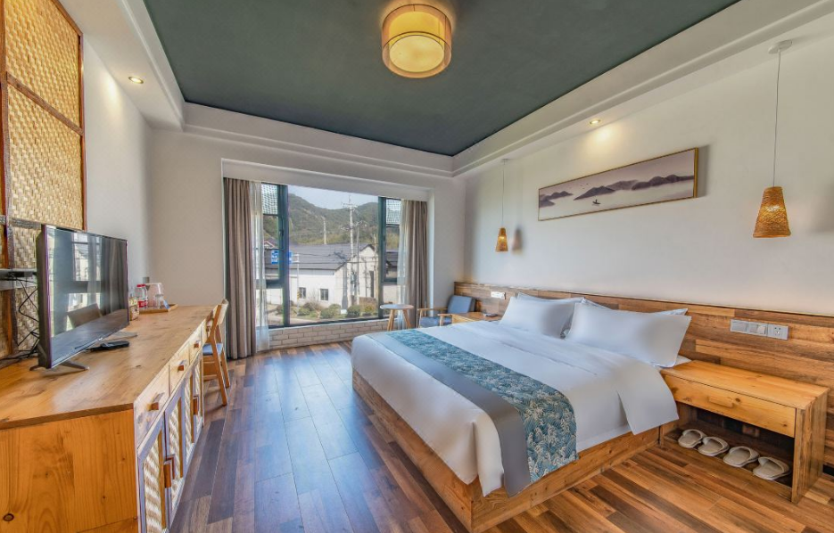 fb1c06c9a3ed4c38b47a1a1783e82e82