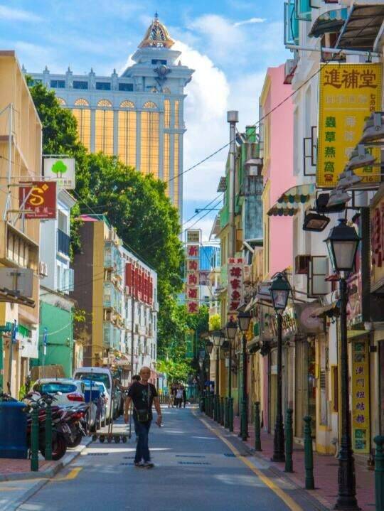 00000000BIzFJHZoEItrqNZl