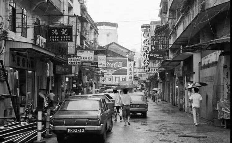 00000000NpblvsaTRhEMzIpY