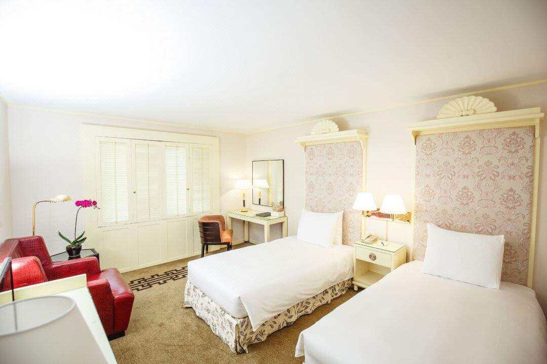 00000000fGtPbgxftYhRpslV