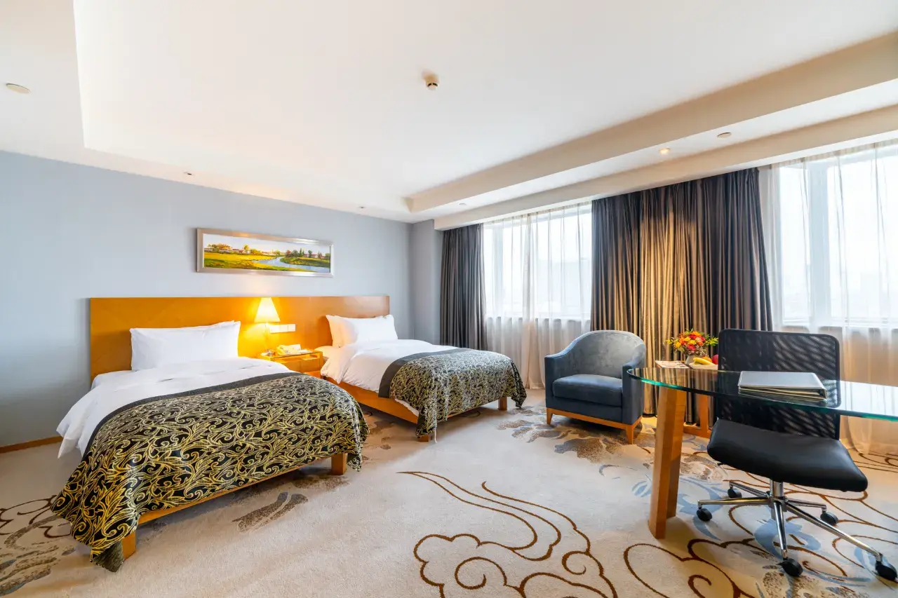 0203c120009aypwxgA254_W_1280_853_R5