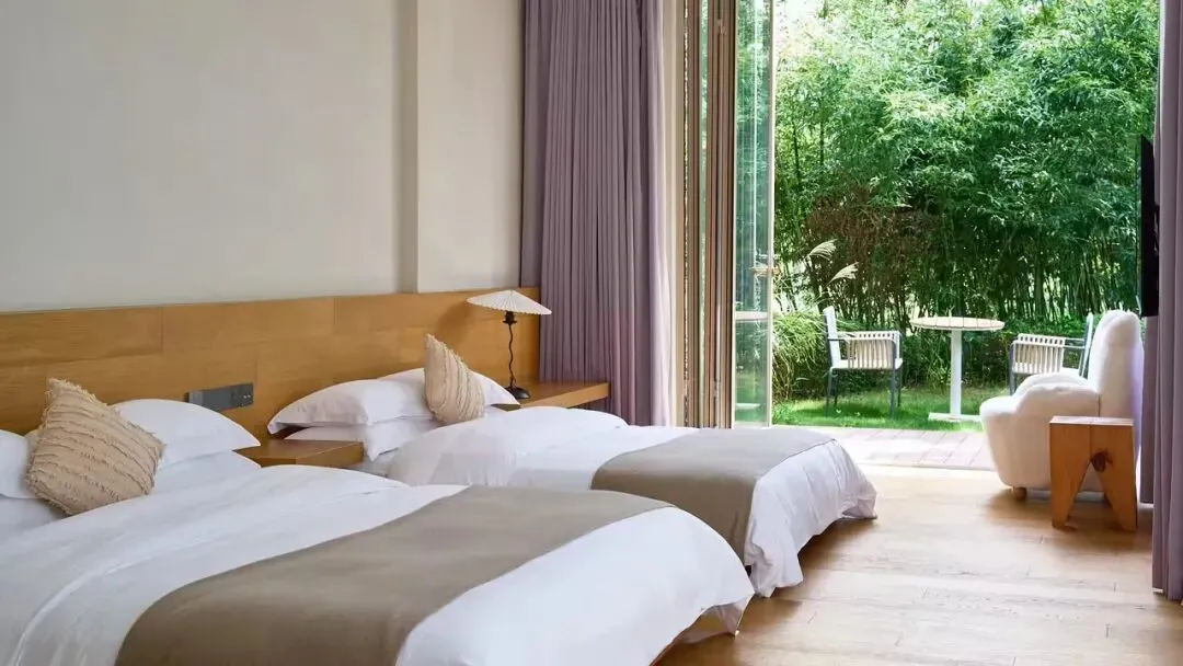 1bf26d5e17e10d01dd785760764c54e2-sz_101440