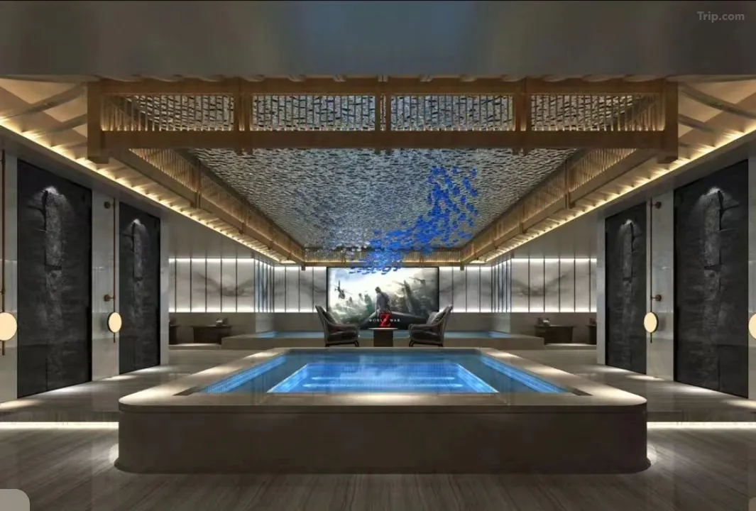 1mc2f12000cre5uypE7F6_W_1280_853_R5