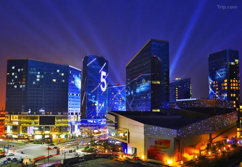 200d13000000tvak4DEEF_W_1280_853_R5