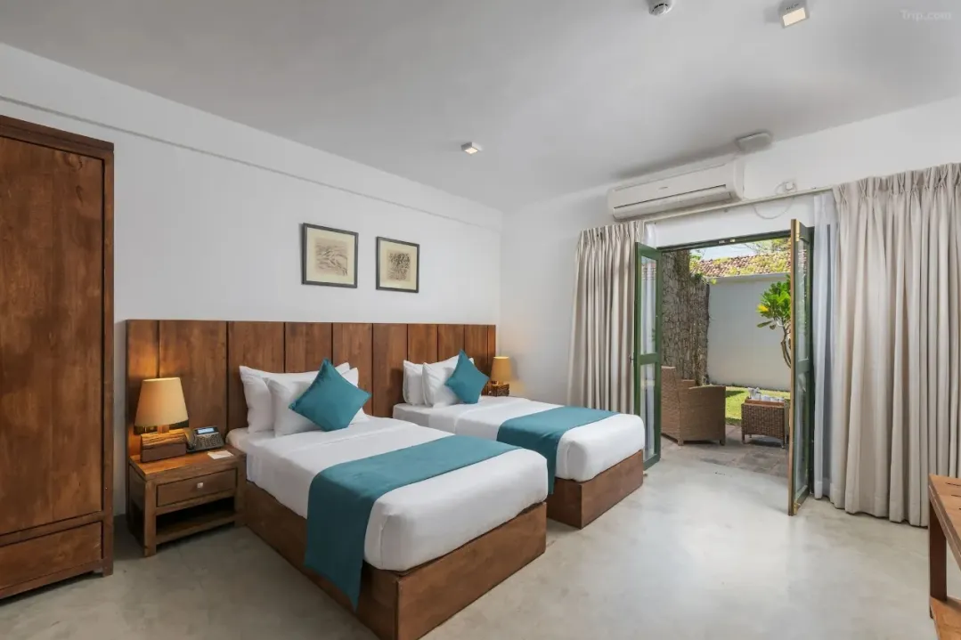 20b6a33dabfc682f2f9eaabad51c3f00-sz_456093