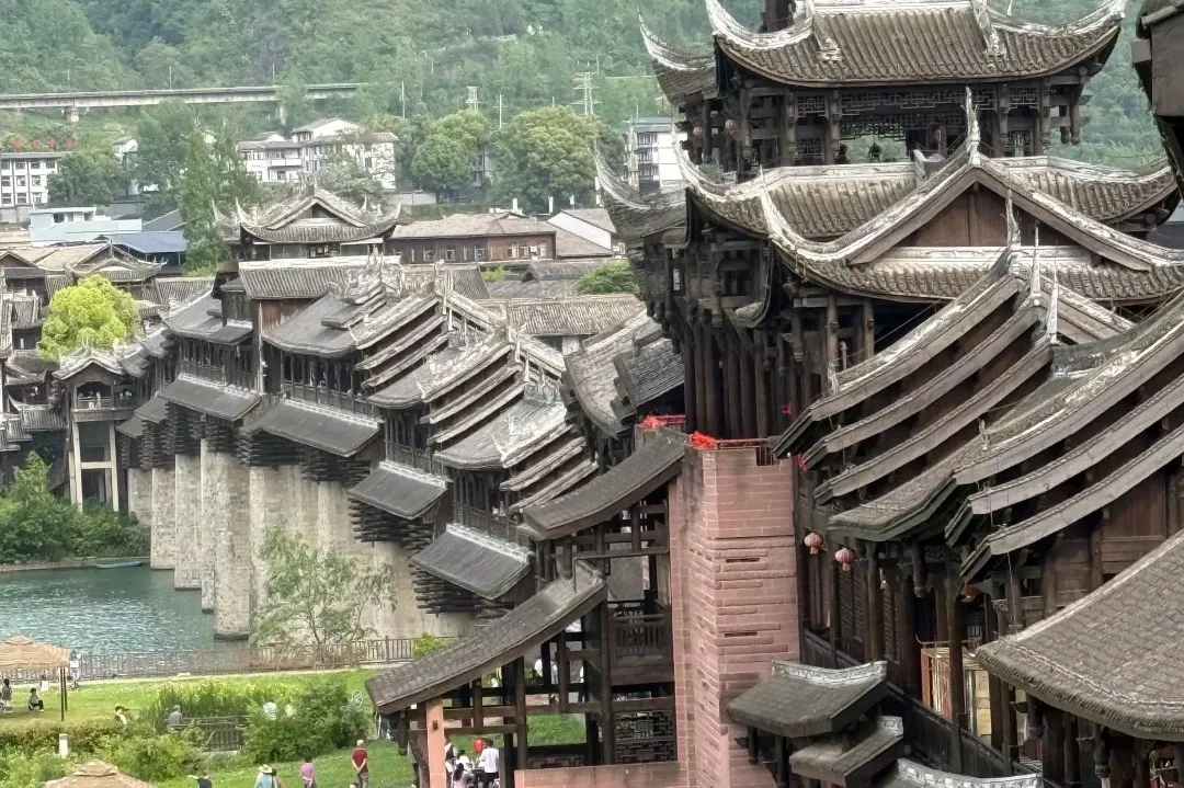 22c79b2ca112c2d1d23d2a6d521d709a-sz_648729