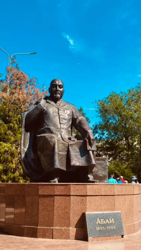 24e51e38c65a66b92562a23c812185f4-sz_537524