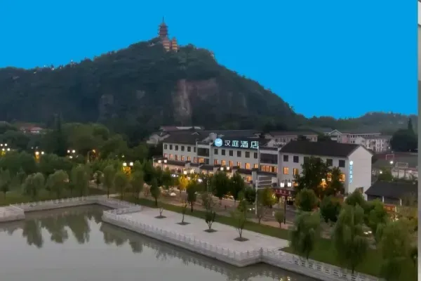 25751041a82a5f5b54de8e43a943bbde-sz_312990