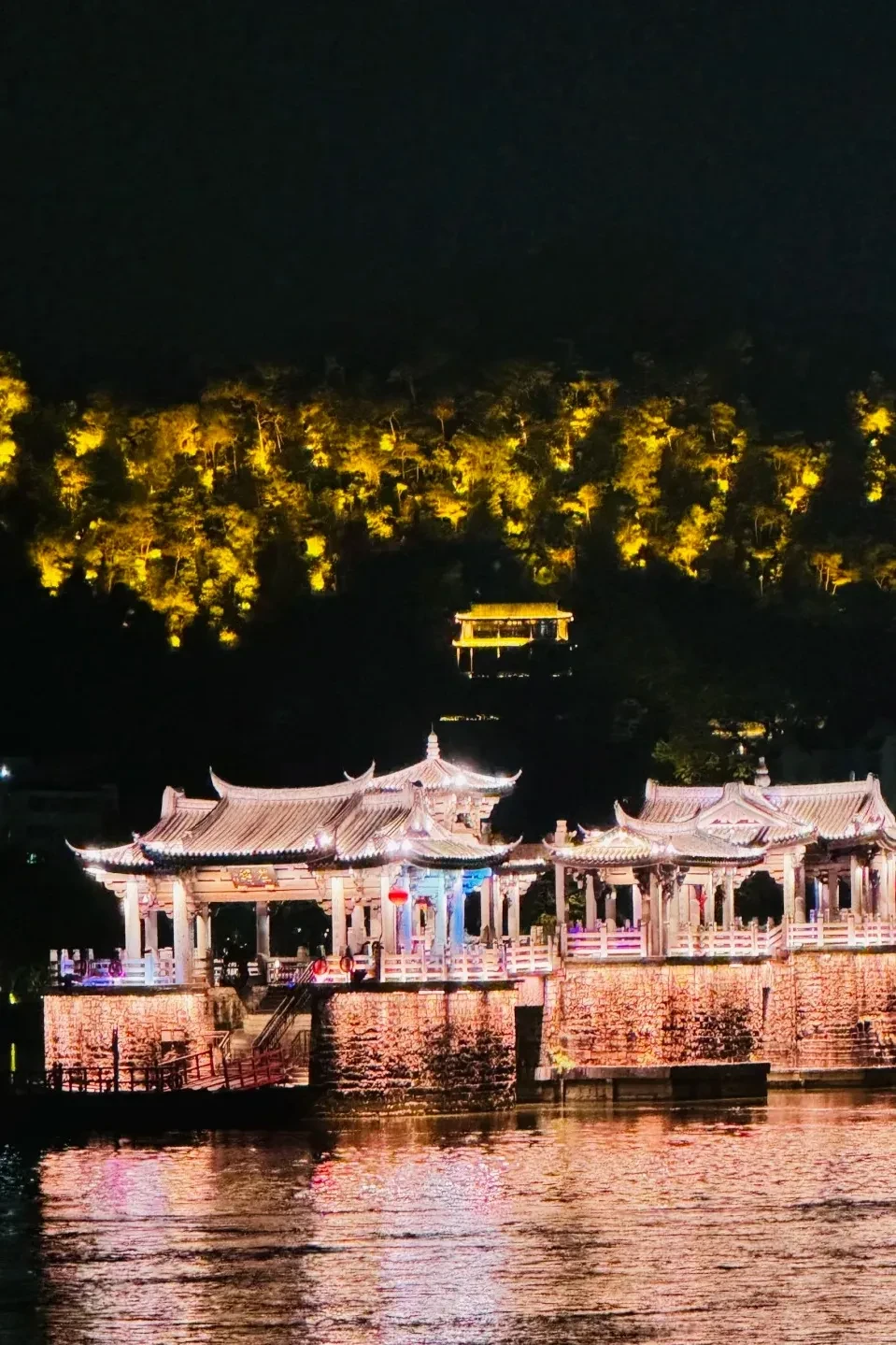 26b2685b8841e8356938317bc2571f45-sz_438913