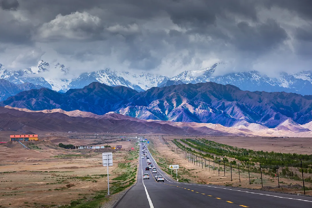 55255752b0fe48abc7e27e5ce0e77601-sz_813805