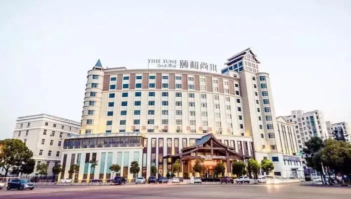 5922055f51c822865b91de2893120e66-sz_53760