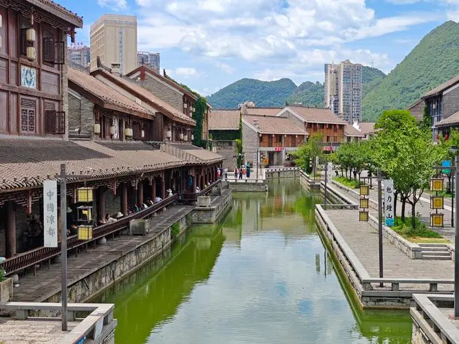 6130dedcae0d67014b6896017b6a4caa-sz_79835