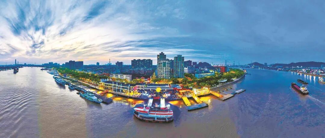 51自由行·宁波自由行五星3日699元·南苑望海国际·丰盛自助晚宴·2人起订~镇海区·C位闹市·拍照出大片~