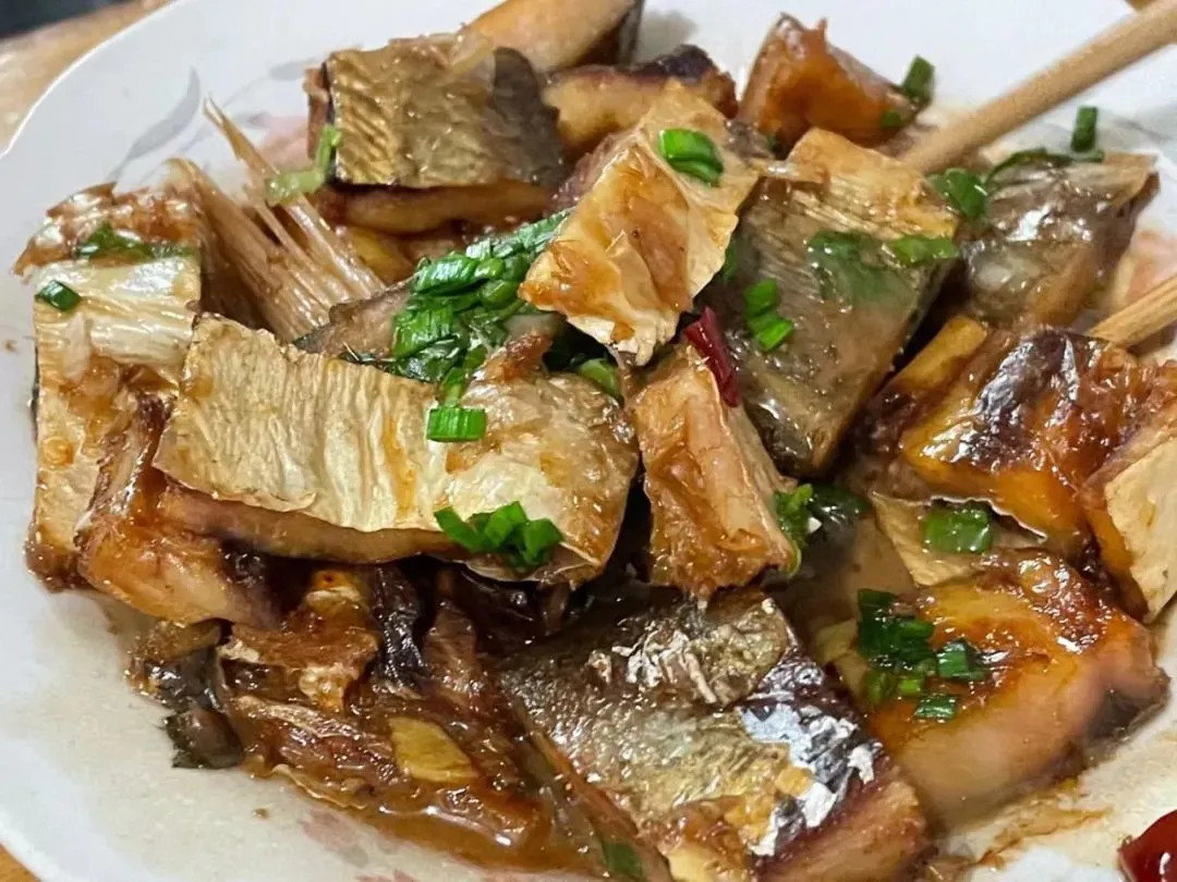 6ccb2162f901237fb2488712cd9764eb-sz_159600