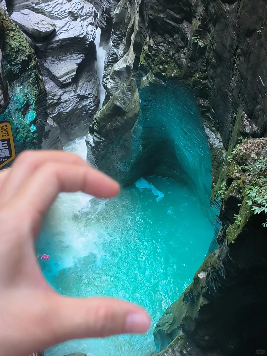 6ecee6f7a03cc87f44ae7f9acc72b33c-sz_426976