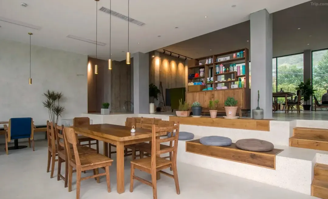 71515325d2fe4dfb1853ff723d39f00a-sz_1199003