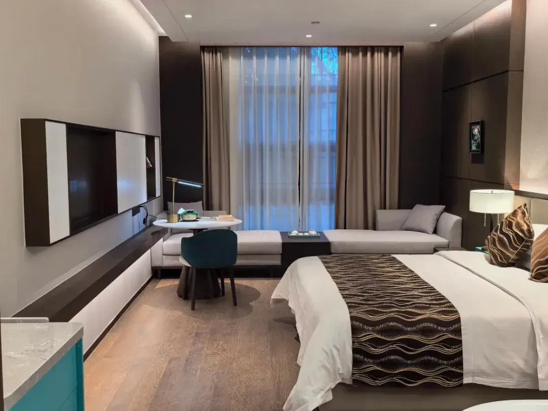 78e8ab2536d6a8bc99eeade5aac10b82-sz_795425