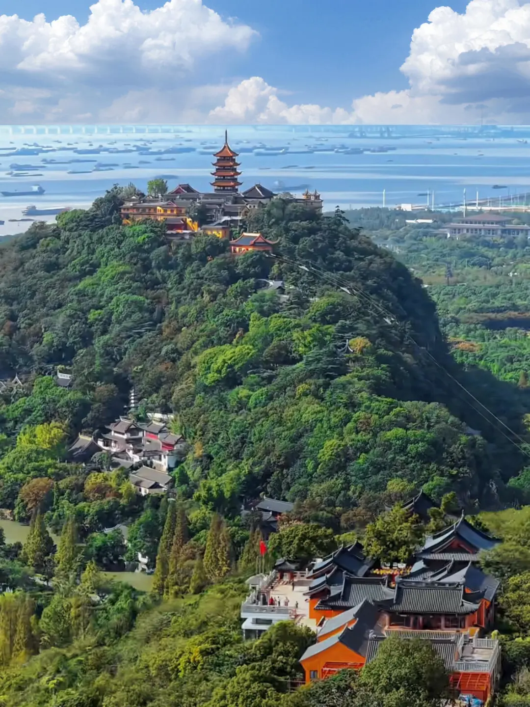 79add9a10605a21af9fed78bbf80627e-sz_357121