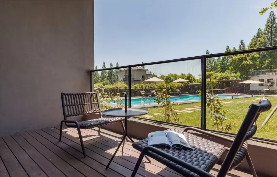 82ed0e600e9c144ca1da070accbfeb8f-sz_273228