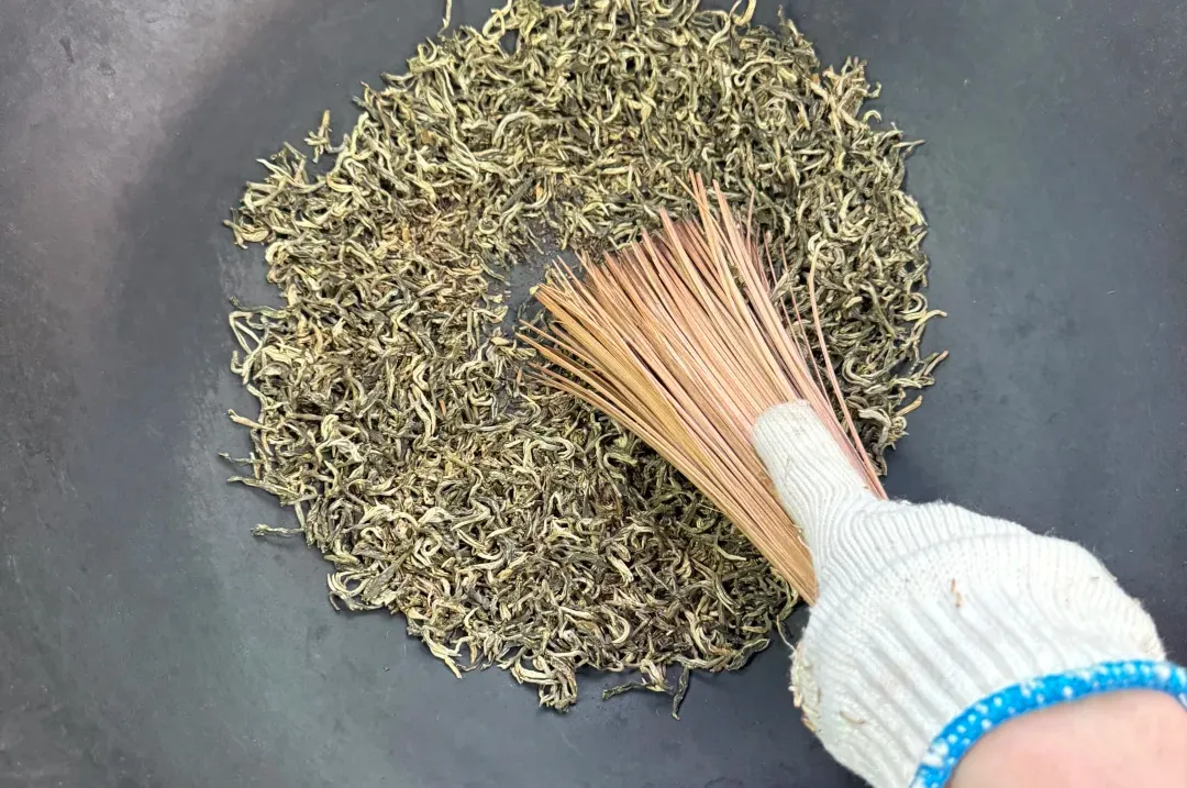 843202120bc0910490a119df3d9f372a-sz_1941182-1