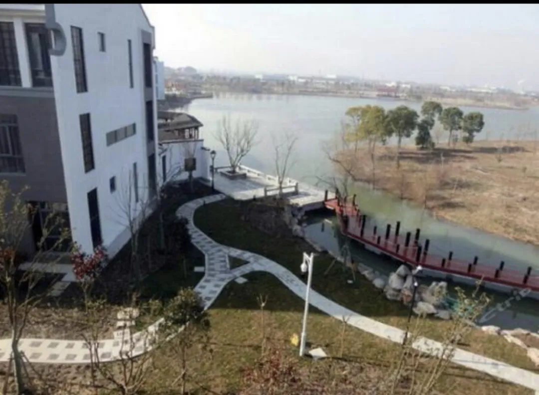 8479fb15f131f1fcdfa215f6f36163ac-sz_1927322-2