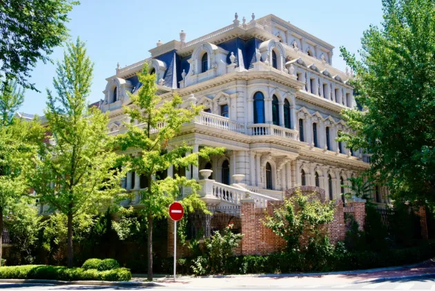 8863ee7d4c27ab2f107a2acc353d10c0-sz_765543