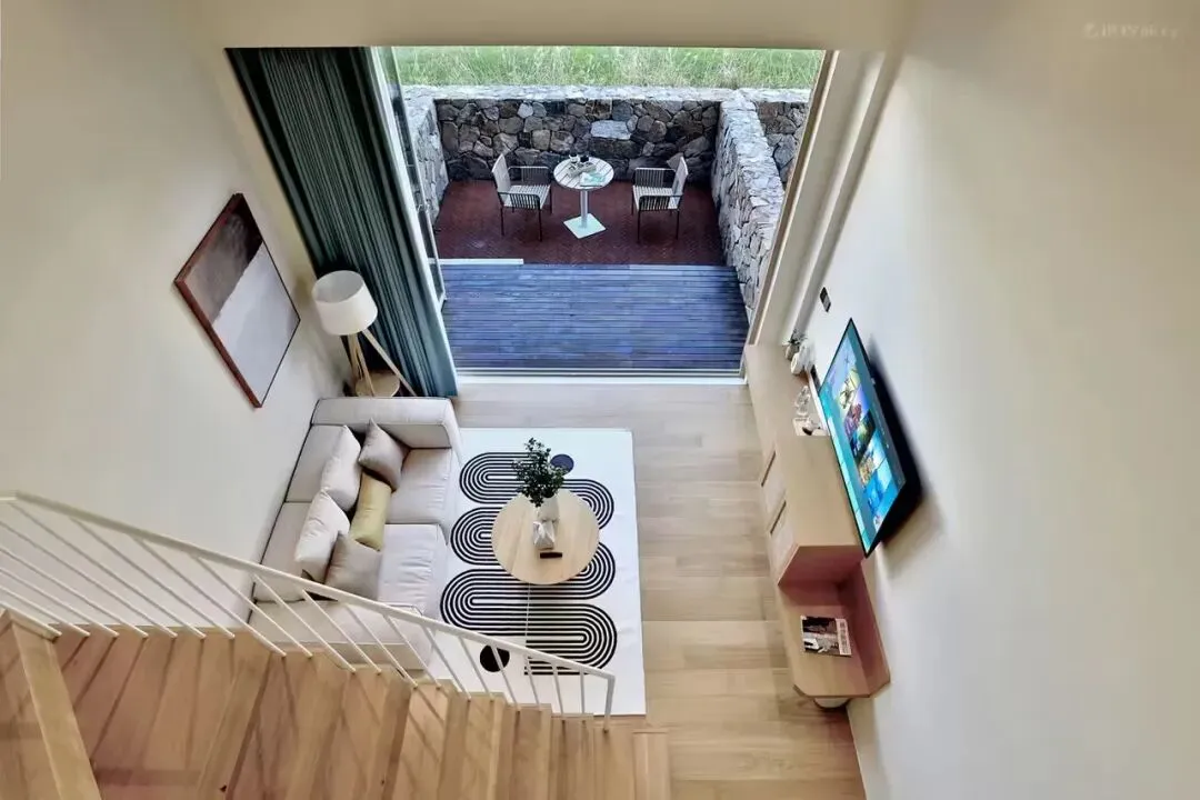 90de0ea8e9bcc573ded877b8014a0e81-sz_96004