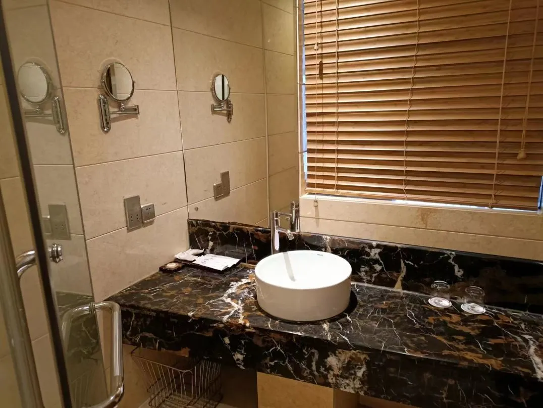 958223b9eeecd0b7404a77f38703acc7-sz_130622