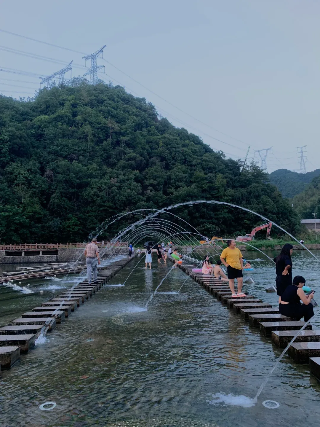 9fe032f9fb88b6064e1125632e823fba-sz_2044129