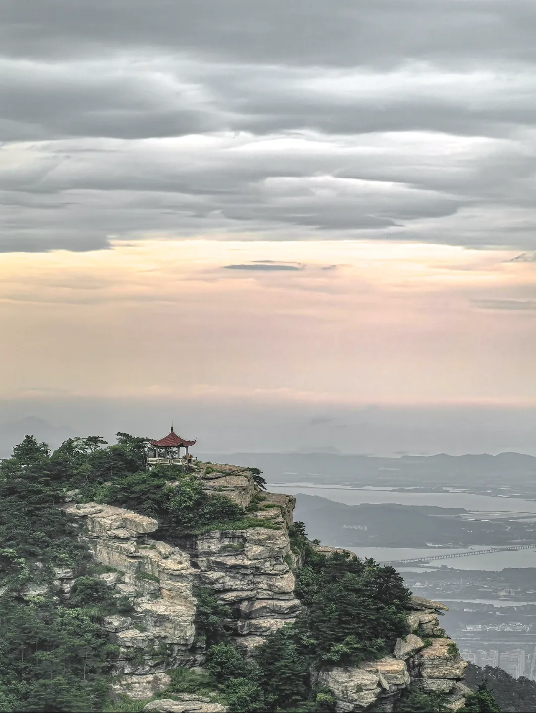 a0c89d24254b966f7075f62c71b43e60-sz_4116693-1