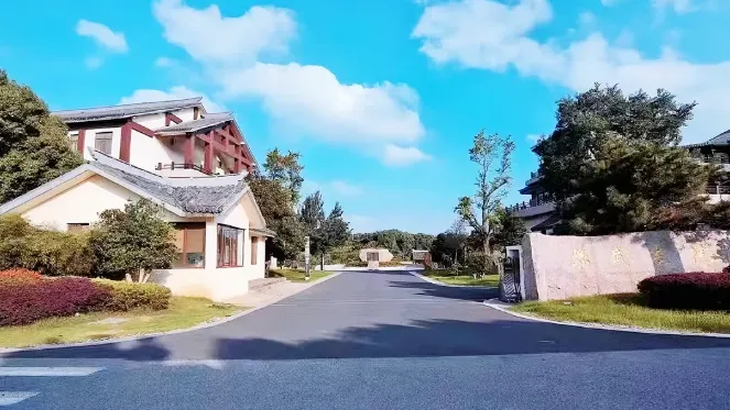 a5d69c99c9c78122e96eaa3cb670accc-sz_424450