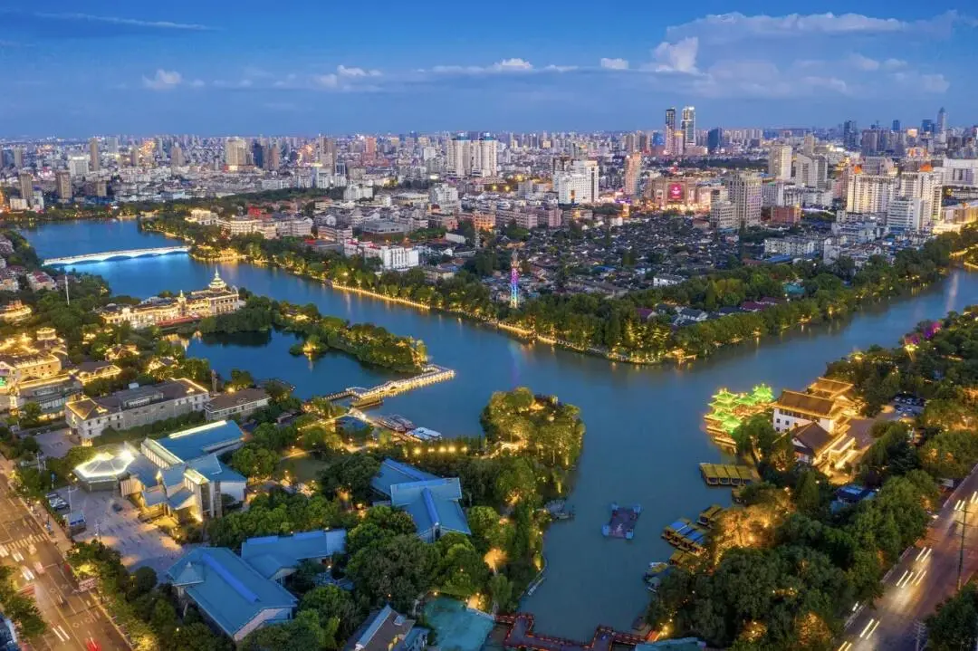 a63903dd1183dfa3d1ab2bbf85b9c638-sz_147673