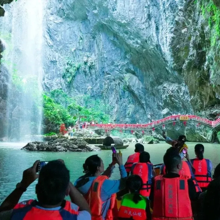 ade11a904db0728e3f38e786fc97a417-sz_178807